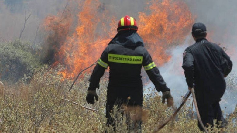 Συναγερμός για πυρκαγιά σε καλαμιές στις Σερρες