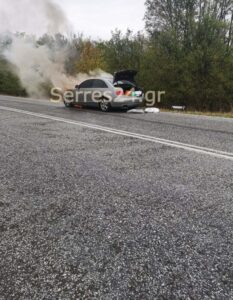 Σέρρες – Ποροΐα: Πυρκαγιά στο αυτοκίνητο του Παναγιώτη Ψωμιάδη (Φωτο)