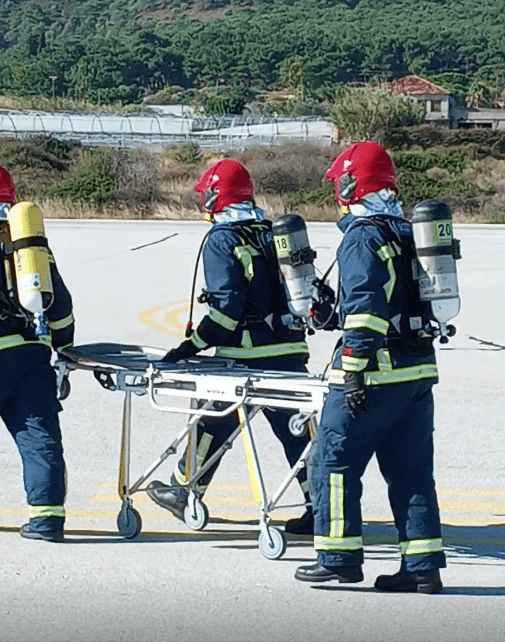 Άσκηση ετοιμότητας στον Αερολιμένα Μυτιλήνης απο το Πυροσβεστικό Σώμα (Φωτο)