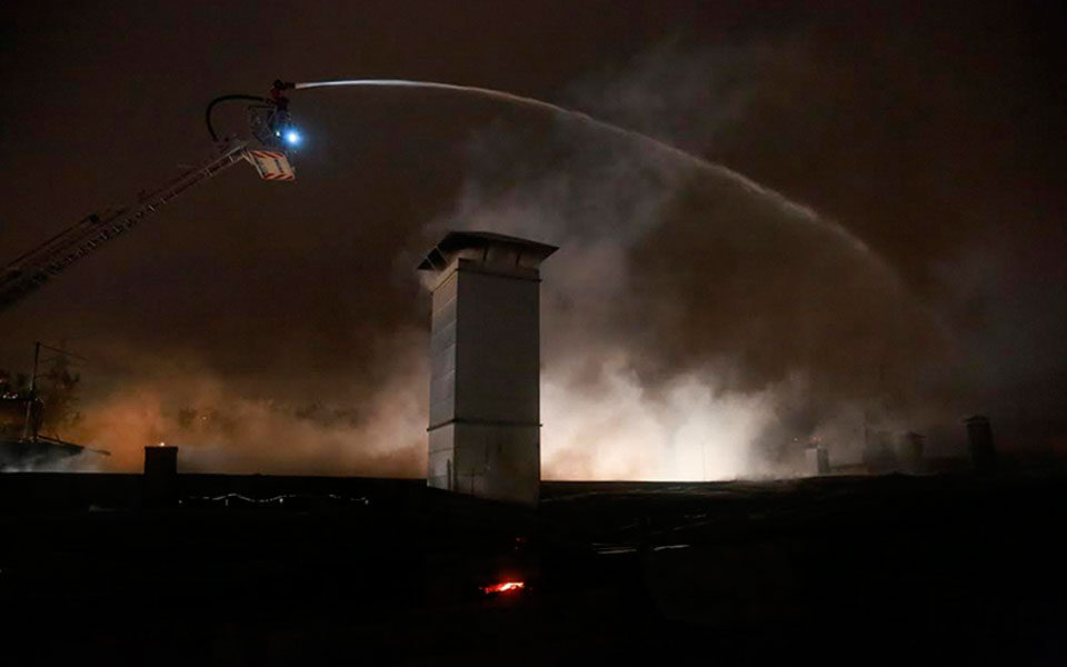 Ρωσία: 15 νεκροί από πυρκαγιά σε εργοστάσιο με εκρηκτικές ύλες