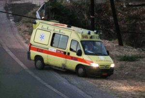 Θεσσαλονίκη: Οδηγός λεωφορείου παρασύρθηκε από ΙΧ – Τον βρήκαν πυροσβέστες νεκρό σε χαντάκι