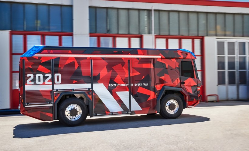 Rosenbauer: Το υβριδικό πυροσβεστικό όχημα CFT