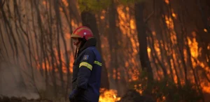 Στις ΗΠΑ για εκπαίδευση «δασοκομάντο» της Πυροσβεστικής