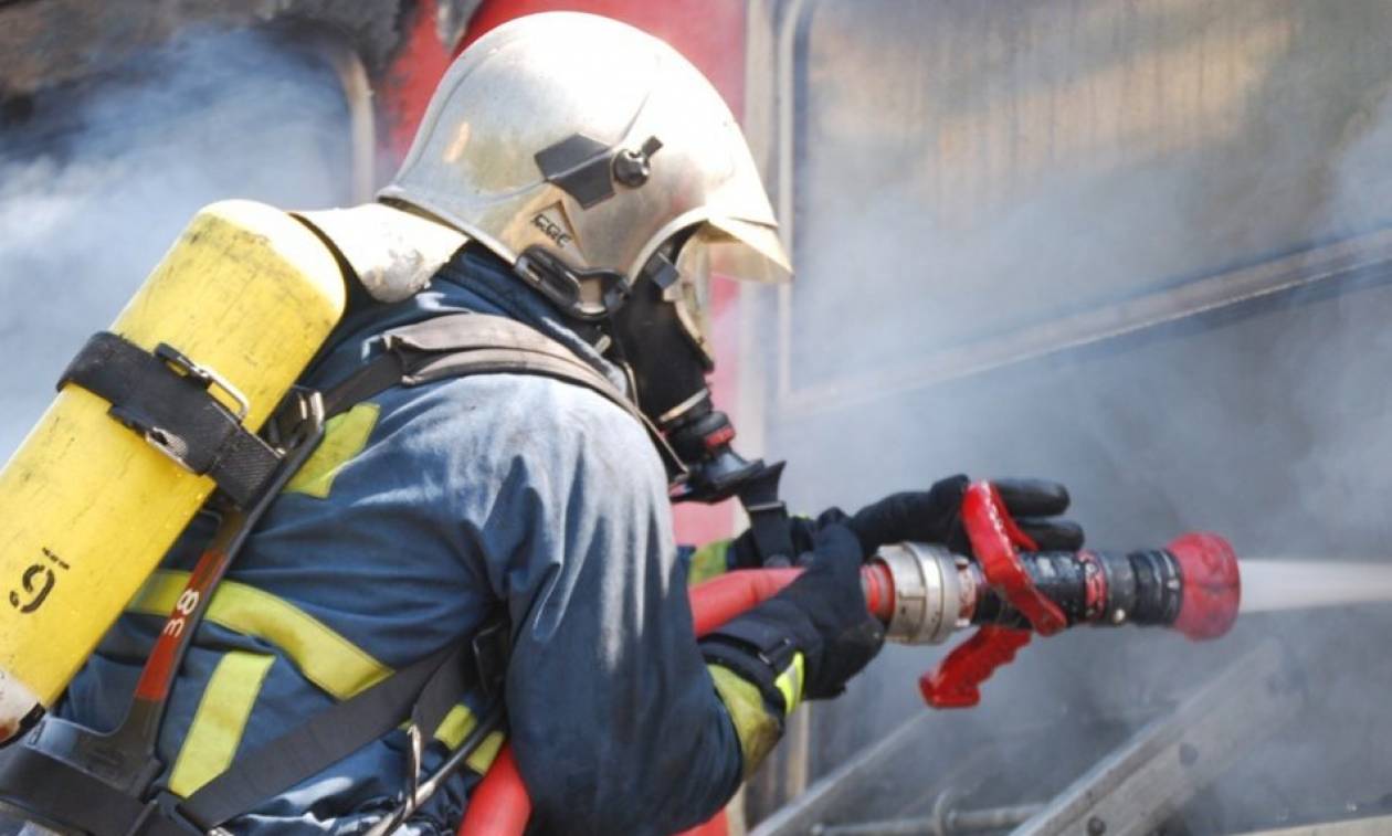 Πυρκαγιά σε σπίτι κινητοποίησε την πυροσβεστική στα Χανιά