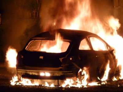 Πυρκαγιά σε ΙΧΕ όχημα στις Αχαρνές Αττικής