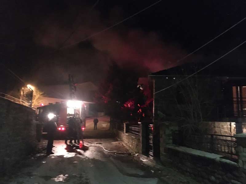 Πυρκαγιά σε οικία στην περιοχή Καστέλλα Ευβοίας Πυρκαγιά σε οικία στην περιοχή Καστέλλα Ευβοίας