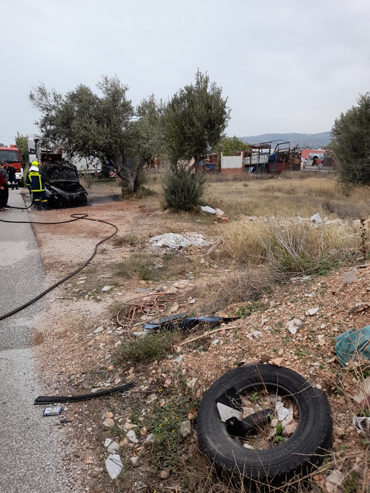 Πυρκαγιά σε Ι.Χ όχημα στο Κίτσι- Κορωπίου (Φωτό)