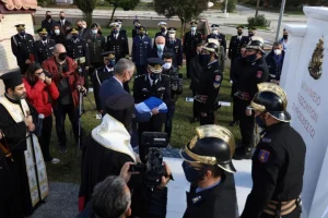 Μνημείο για τους πεσόντες πυροσβέστες στην Κομοτηνή [εικόνες]