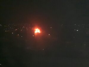 Πυρκαγιά ΤΩΡΑ σε αποθήκη σε διαμέρισμα στο Αιγάλεω Αττικής