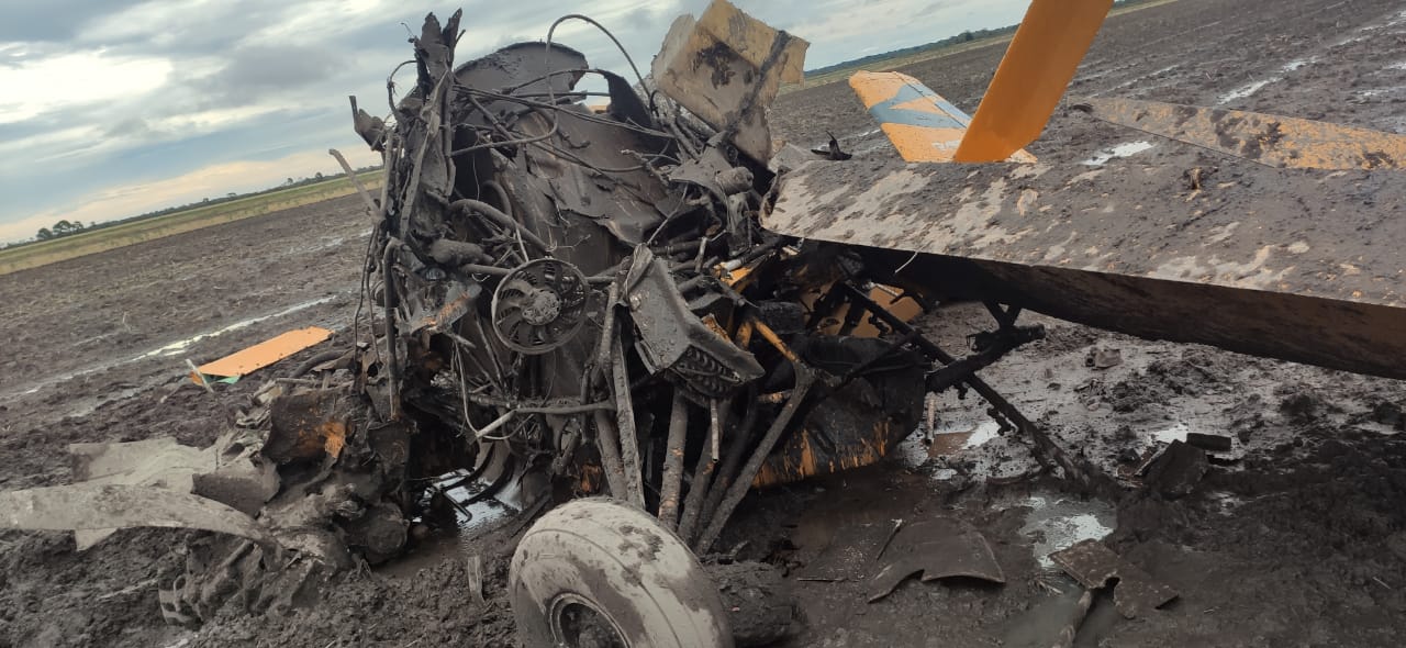 Βραζιλία: Σοκαριστικό ατύχημα με αεροπλάνο - Εκτελούσε γεωργικές εργασίες (Βίντεο)
