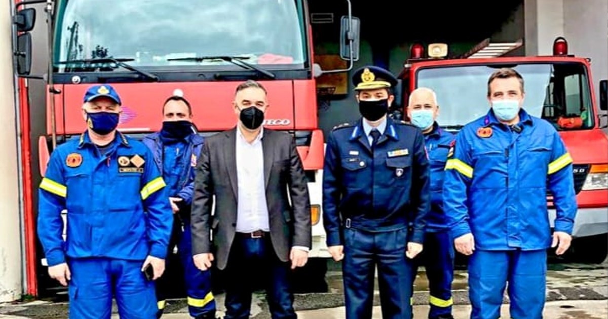 Επίσκεψη του βουλευτή Χειμάρα στην Πυροσβεστική Υπηρεσία Φθιώτιδας