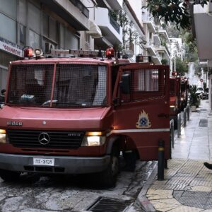 Νεκρός 64χρονος ηλεκτρολόγος στην Ηλιούπολη – Πήγε να φτιάξει κεραία και έπεσε στο κενό