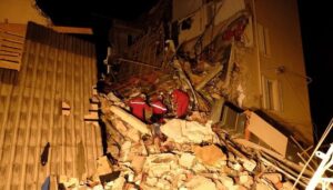 Γαλλία: Ένας άνδρας νεκρός και δύο αγνοούμενοι σε κατάρρευση κτιρίου