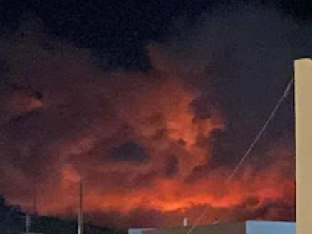 Δασική πυρκαγιά στην περιοχή Κατακοίλου στην Άνδρο (Φωτό)