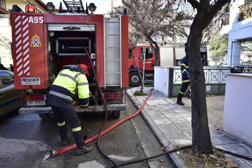 Κινητοποίηση της Πυροσβεστικής για πυρκαγιά σε διαμέρισμα στην Λάρισα