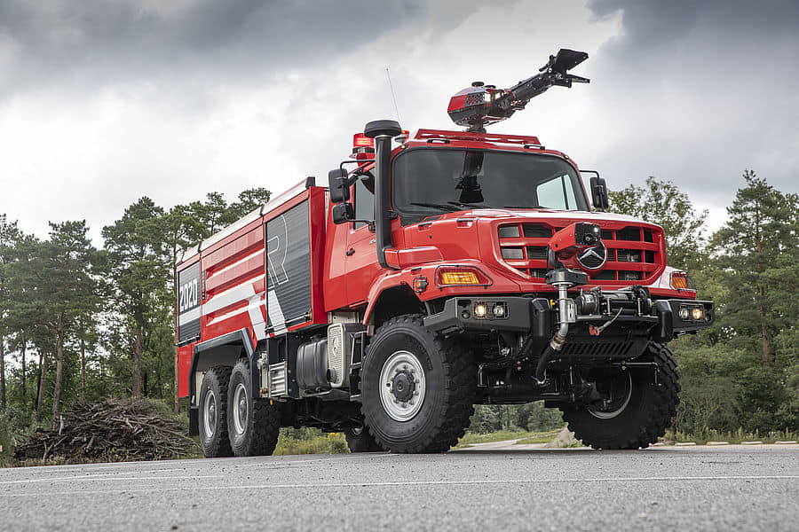 Το πυροσβεστικό όχημα Rosenbauer Buffalo (Mercedes Benz ZETROS 3348)