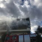 Φωτιά σε διαμέρισμα στη Ραφήνα - Σώοι όλοι οι ένοικοι