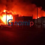 Συναγερμός στην Πυροσβεστική για πυρκαγιά σε εργοστάσιο φερετροποιίας στην Πάτρα