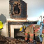 Διαρρήκτης κόλλησε στην καμινάδα και τον απεγκλώβισε η Πυροσβεστική!