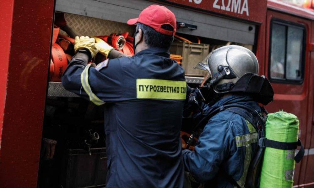 Πυρκαγιά σε κεραμοσκεπή στο Πανόραμα Θεσσαλονίκης