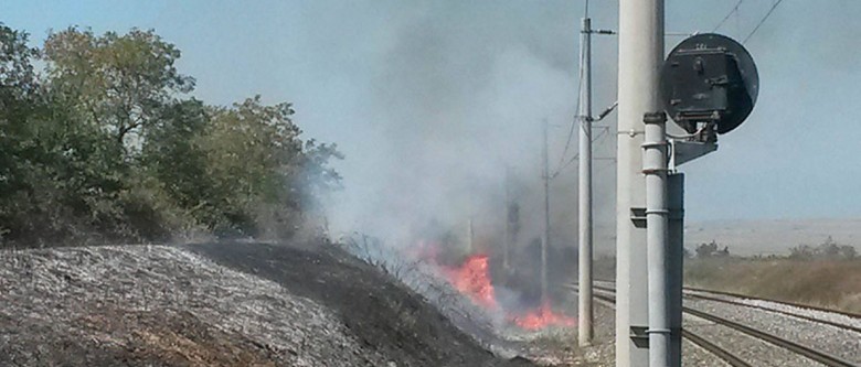 ΤΡΑΙΝΟΣΕ : Πυρκαγιά εν υπαίθρω στο Άδενδρο