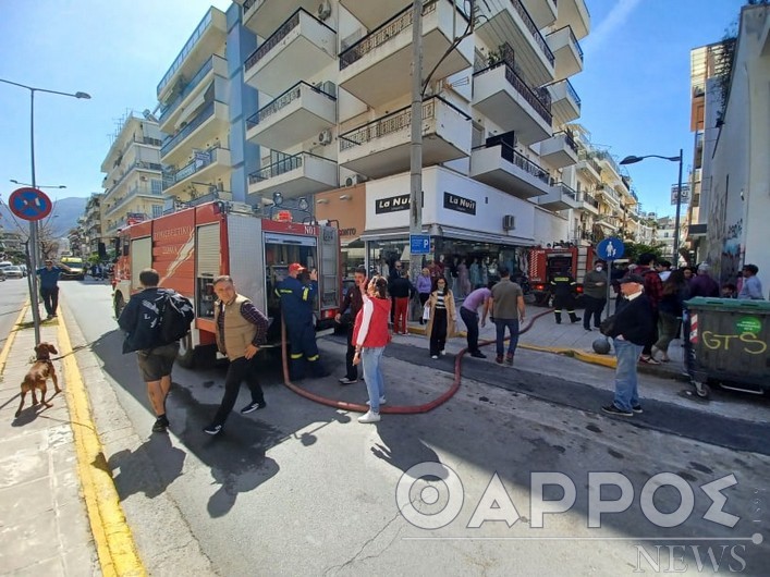 Πυρκαγιά σε διαμέρισμα στην Καλαμάτα (Φωτό & Βίντεο)