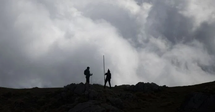 Αίσιο τέλος για πέντε ορειβάτες που είχαν εγκλωβιστεί στην κορυφή του Άθωνα στο Άγιο Όρος