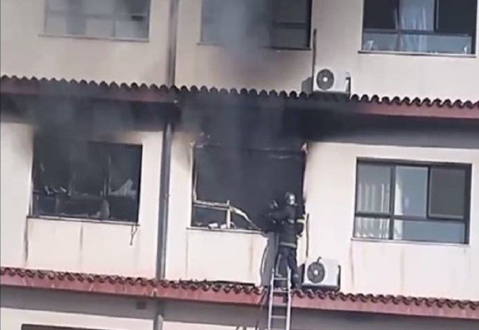 Και δεύτερος νεκρός από τη πυρκαγιά στο νοσοκομείο Παπανικολάου.