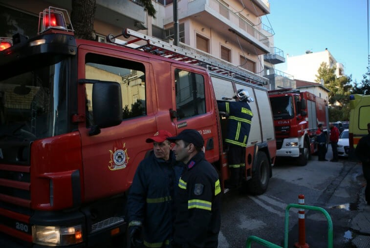 Πυρκαγιά σε διαμέρισμα στο Μοναστηράκι