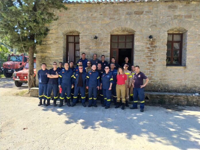 Στην Ικαρία η Διοικητής των Πυροσβεστικών Υπηρεσιών Νομού Σάμου Σταυρούλα Μπονέ