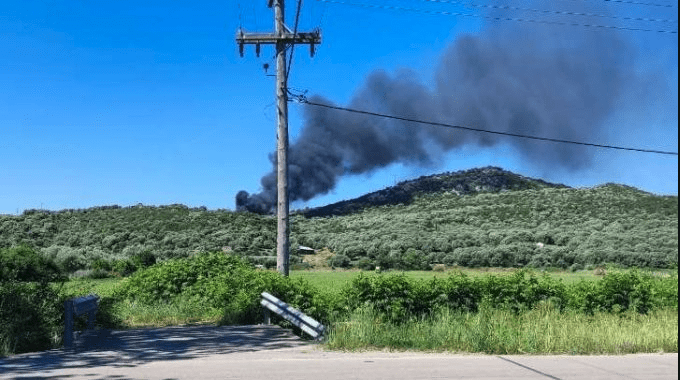 Μεγάλη πυρκαγιά σε δασική έκταση στην Βόνιτσα - Συναγερμός στην Πυροσβεστική