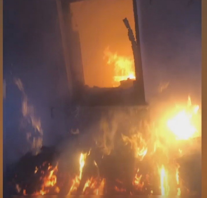 Πυρκαγιά σε διαμέρισμα στην Βούλα Αττικής (Φωτό)