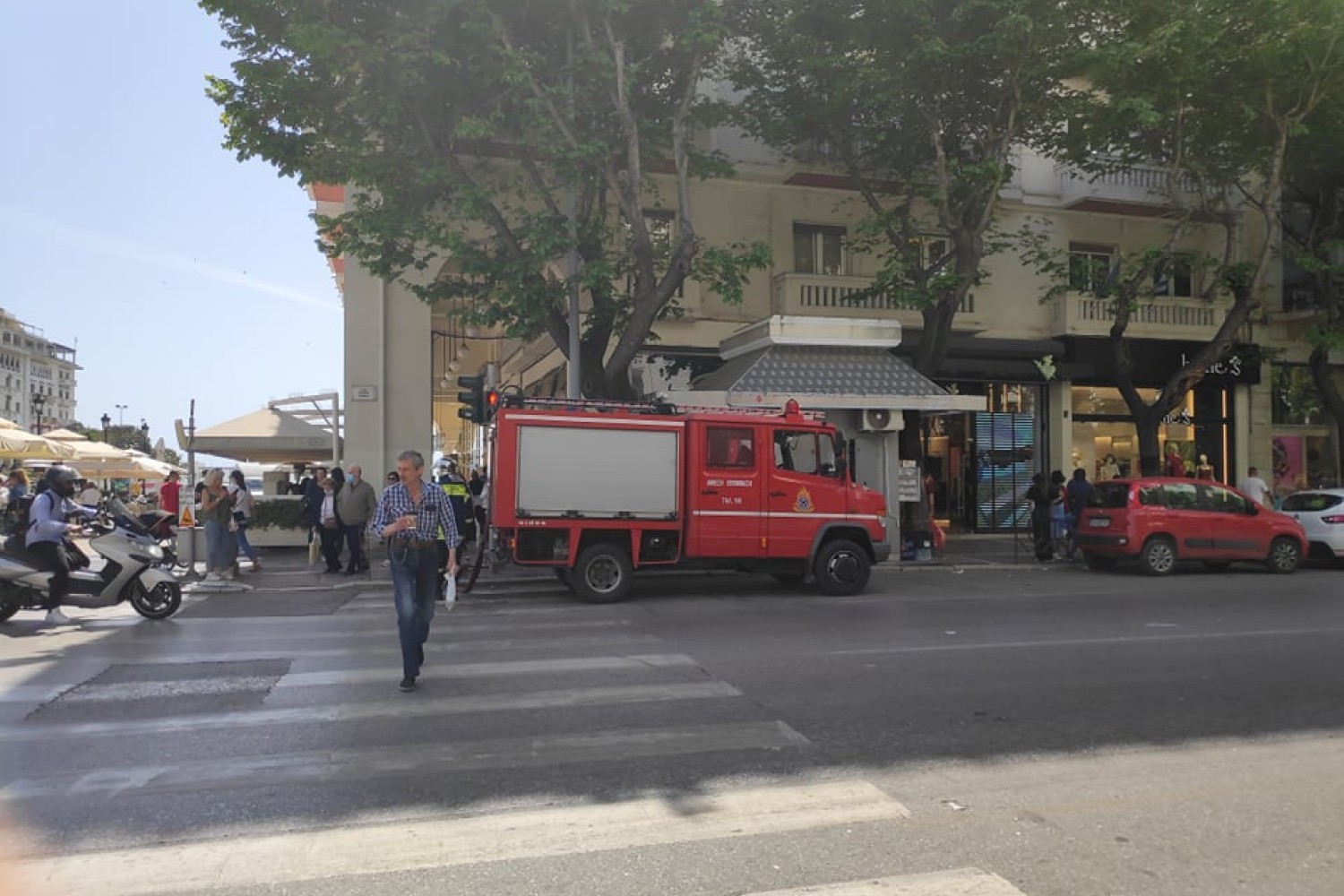 Πυρκαγιά σε κατάστημα εστίασης στον Εύοσμο Θεσσαλονίκης