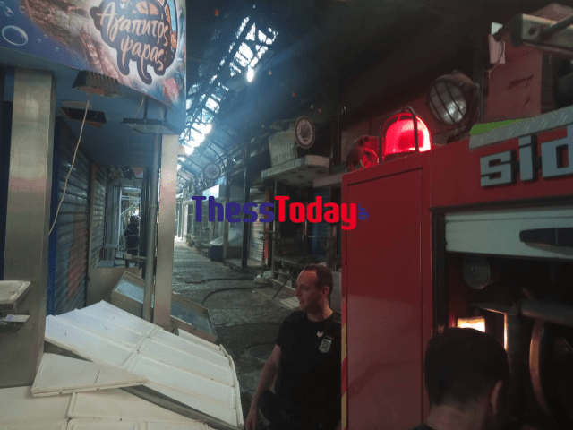 Πυρκαγιά σε ισόγειο καταστήματος στο Καπάνι Θεσσαλονίκης (Φωτό)