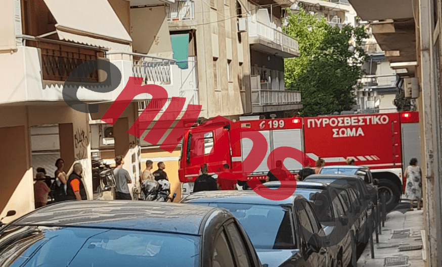 Πυρκαγιά σε διαμέρισμα επι της οδό Αγαθίου στην Αθήνα (Φωτό)