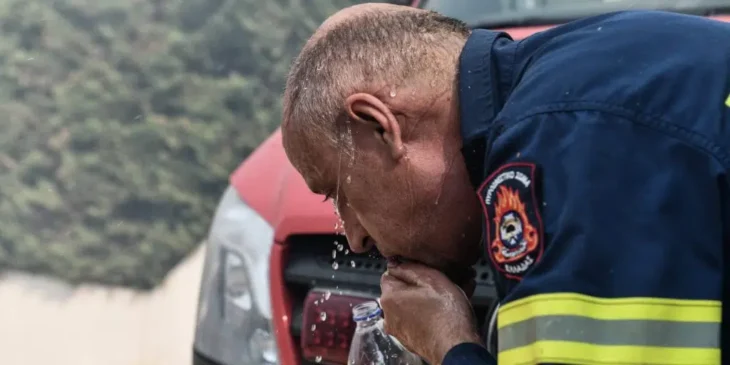 Το “ευχαριστώ” στους ήρωες, Έλληνες πυροσβέστες για τις υπεράνθρωπες προσπάθειες