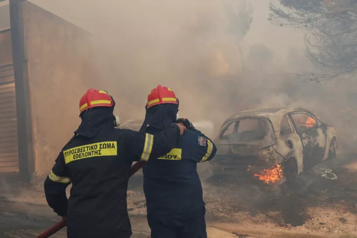 Το “ευχαριστώ” στους ήρωες, Έλληνες πυροσβέστες για τις υπεράνθρωπες προσπάθειες