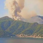 Πυρκαγιά στη Θάσο: Ενισχύθηκαν οι δυνάμεις - Μήνυμα από το 112 για εκκένωση οικισμού