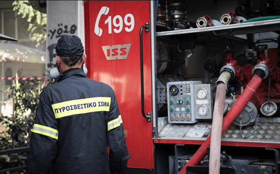 Πυρκαγιά σε χώρο εστίασης επί της οδού Τζιαρτίνη στη Χαλκίδα