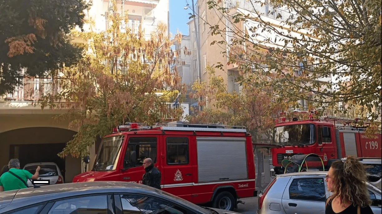 Πυρκαγιά σε σταθμευμένο Ι.Χ όχημα στην οδό Χειμμάρας στην Κοζάνη