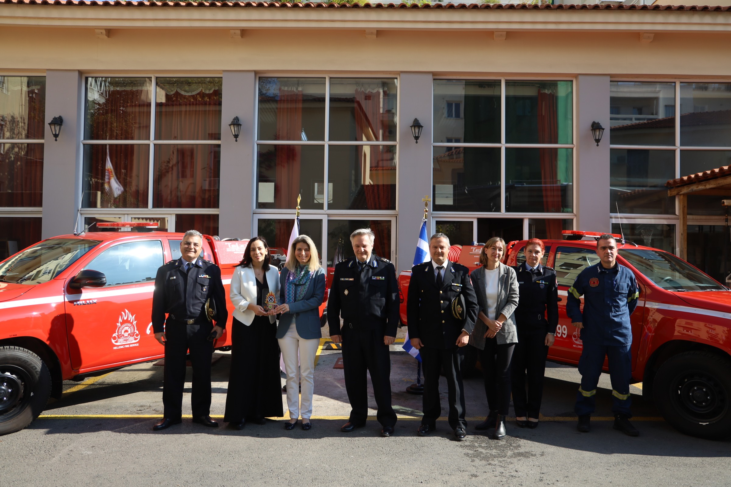 Δωρεά πυροσβεστικών οχημάτων από την Coca-Cola σε συνεργασία με το Ίδρυμα Μποδοσάκη στο Πυροσβεστικό Σώμα