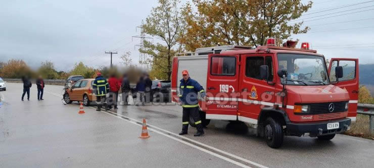 Σοβαρό τροχαίο με τον τραυματισμό δύο ατόμων στην Παλαιοβράχα Φθιώτιδας