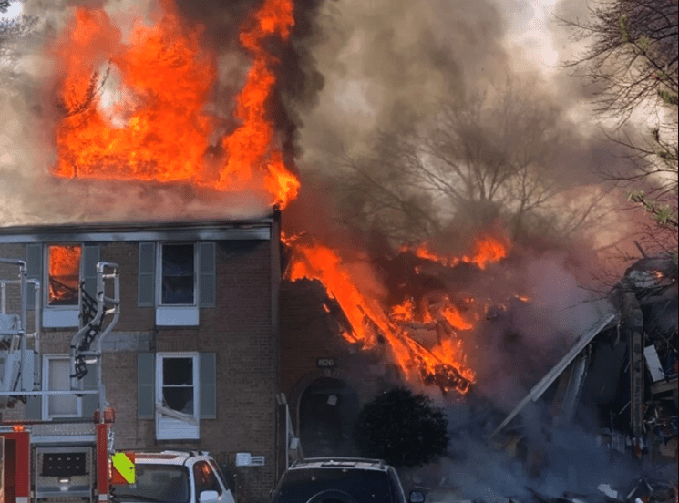 ΗΠΑ: Έκρηξη σε συγκρότημα κατοικιών στο Μέριλαντ – Τουλάχιστον 12 τραυματίες