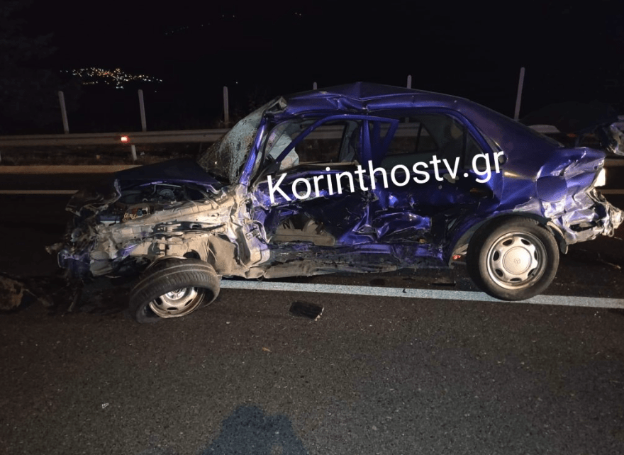 Διπλό τροχαίο στην Ε.Ο. Κορίνθου – Τριπόλεως: Οδηγός έπεσε πάνω σε αυτοκίνητο που είχε τρακάρει