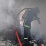 Πυρκαγιά σε βιοτεχνία κατασκευής στρωμάτων στα Λαγυνά Θεσσαλονίκης
