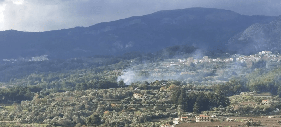 Σε 2 πυρκαγιές επενέβη η Πυροσβεστική Υπηρεσία Σάμου