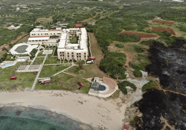 Υπό μερικό έλεγχο η πυρκαγιά κοντά στα Μάλια Κρήτης