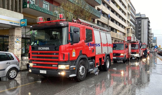 Πυρκαγιά σε διαμέρισμα στην οδό Μοναστηρίου στη δυτική Θεσσαλονίκη