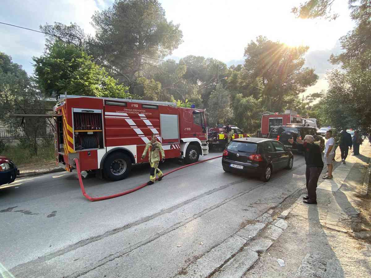 Πυρκαγιά σε εγκαταλελειμμένο κτίριο στη Νέα Κηφισιά