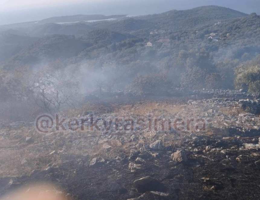 Πυρκαγιά στις Λούτσες βόρεια της Κέρκυρας